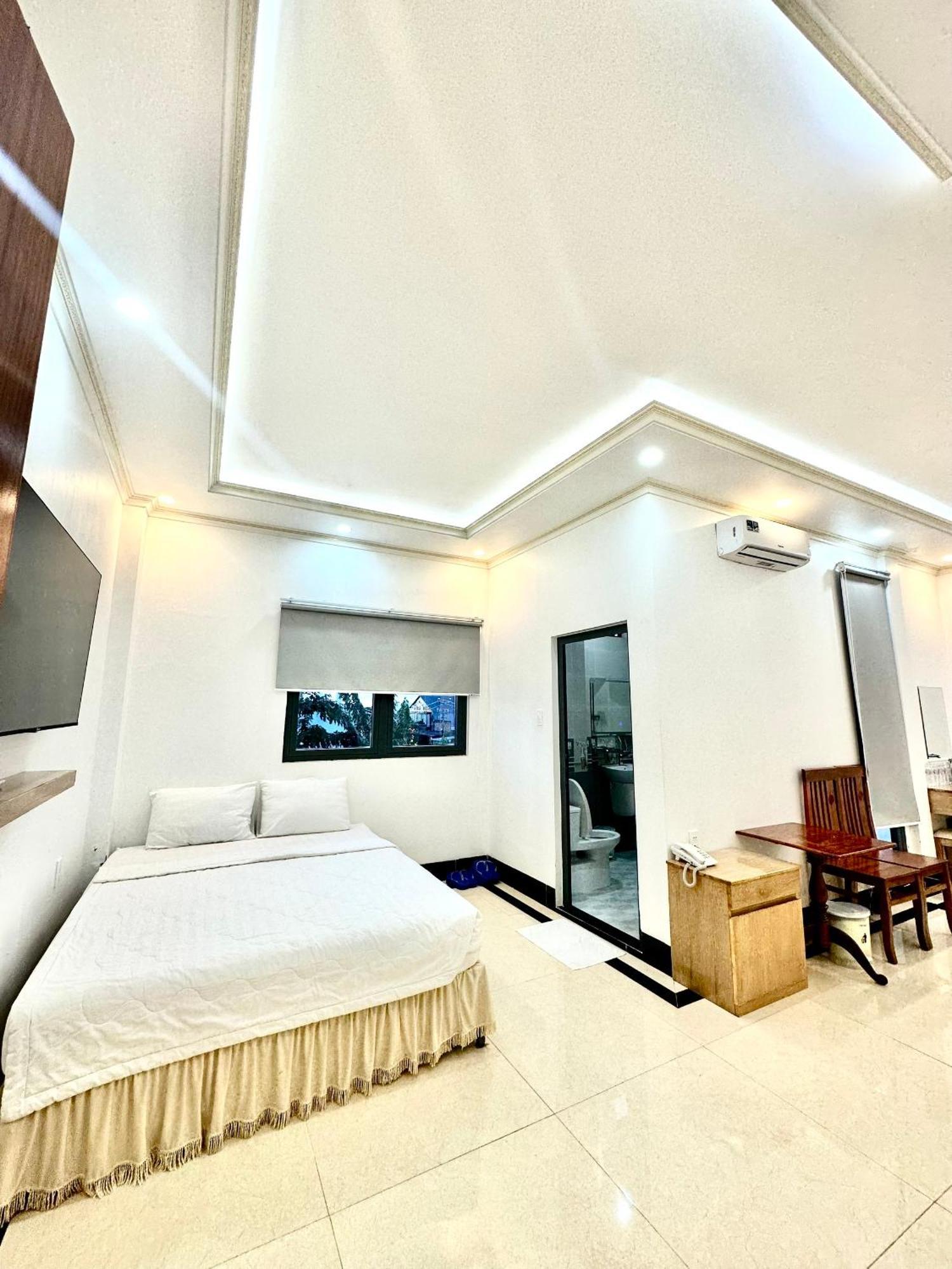 Phung Hoang Vu Hotel Bac Lieu Buitenkant foto